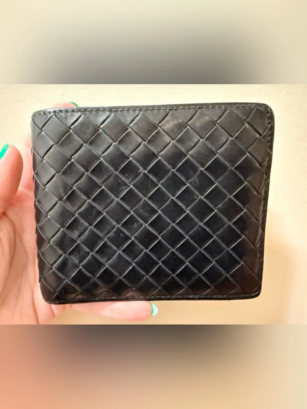Bottega Veneta - Authentic Men’s Black Bifold Wallet w/ COA